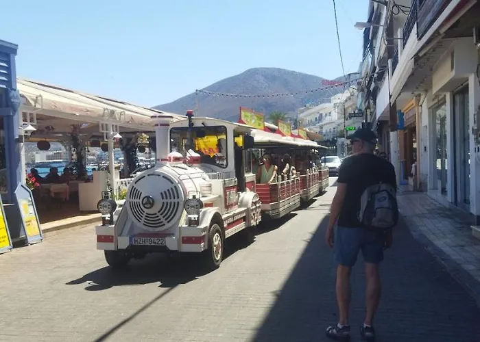 公寓 In A Great Location! Welcome To Crete! *