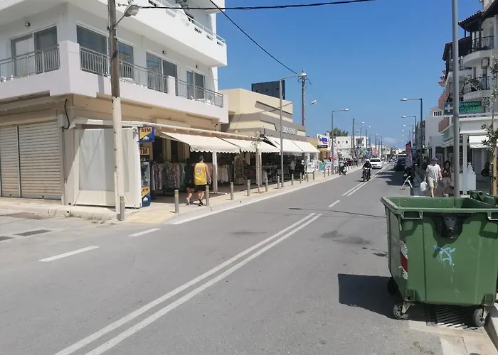 In A Great Location! Welcome To Crete!